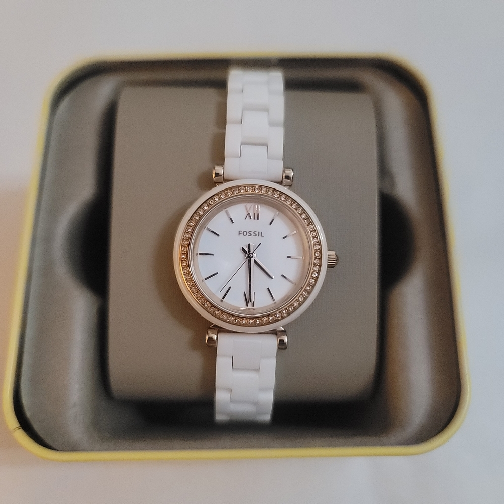 Fossil Carlie Mini Three-Hand White Ceramic Watch